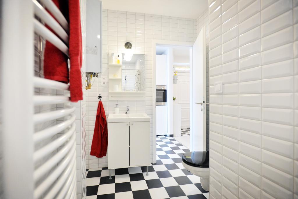 Enjoy Apartman เอ็กเกอร์ ภายนอก รูปภาพ