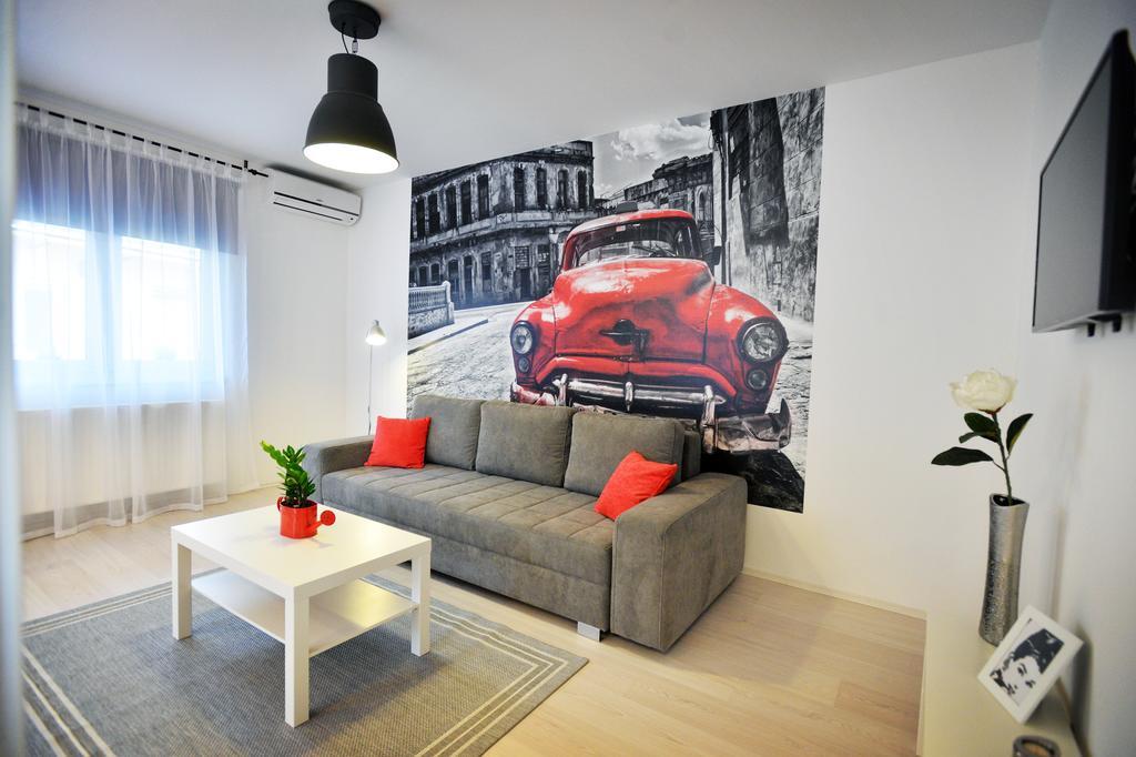 Enjoy Apartman เอ็กเกอร์ ภายนอก รูปภาพ